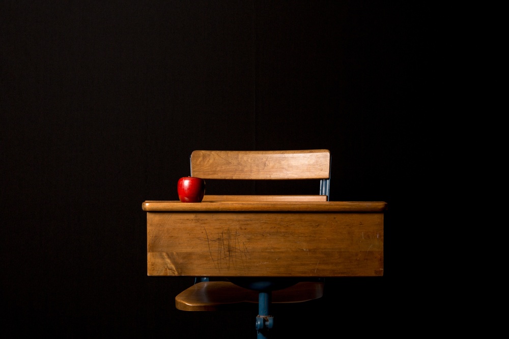 Sleep problems have the same effects on students’ grades as drug abuse, new study finds